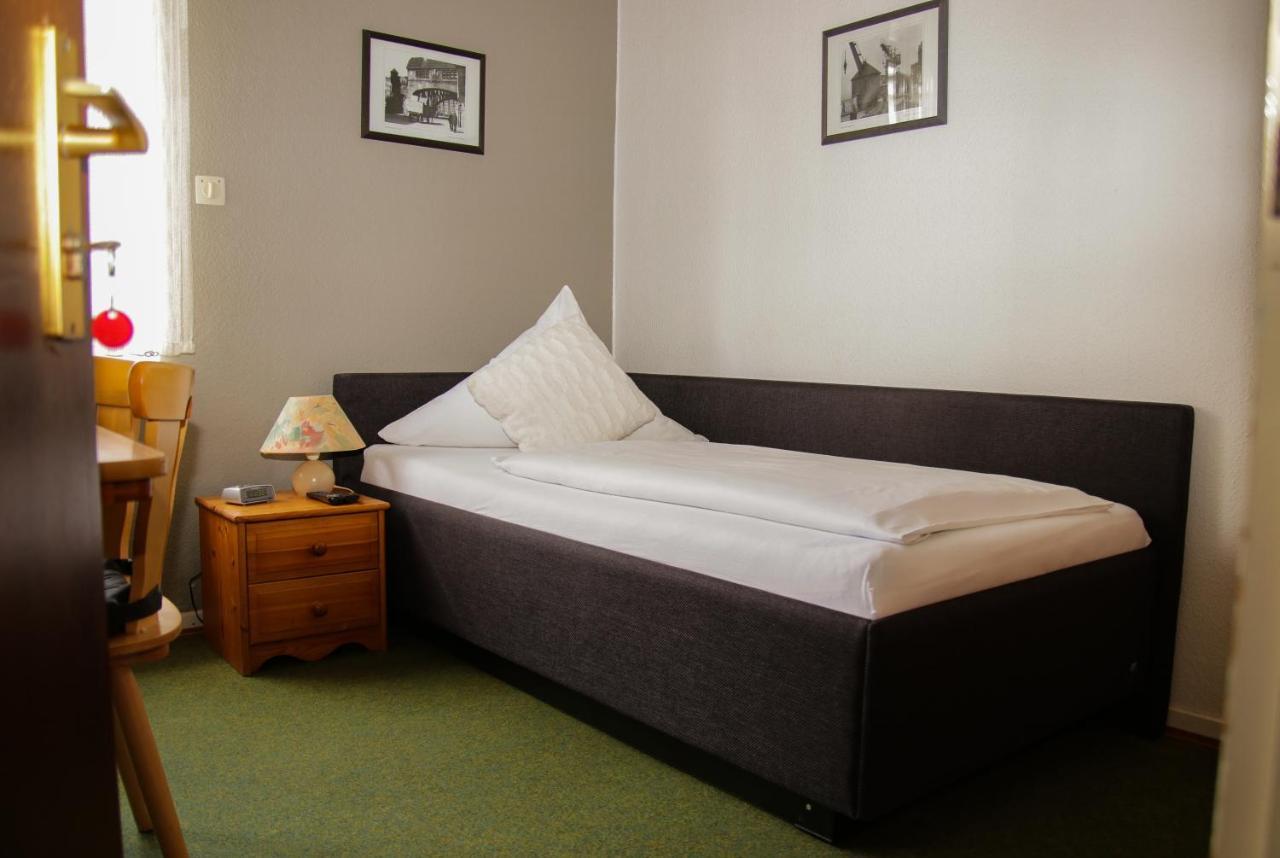 Hotel Meiendorfer Park Free Parking Hamburgo Exterior foto