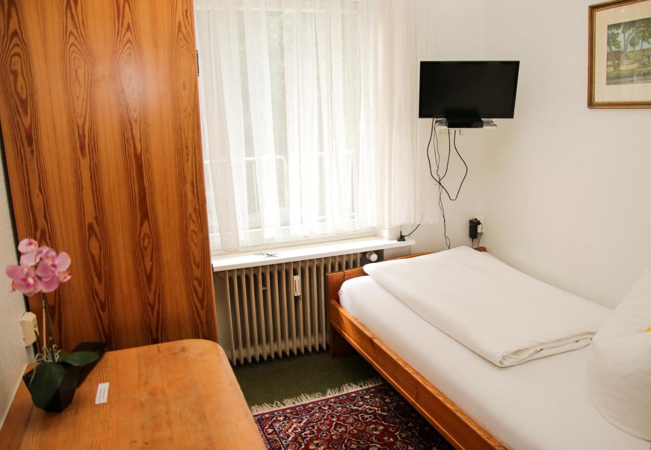 Hotel Meiendorfer Park Free Parking Hamburgo Exterior foto